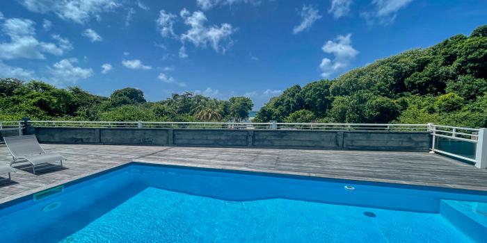 1. Location villa 7 personnes avec piscine au Gosier Guadeloupe_accés plage à pied